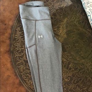 Under Armour cropped leggings
